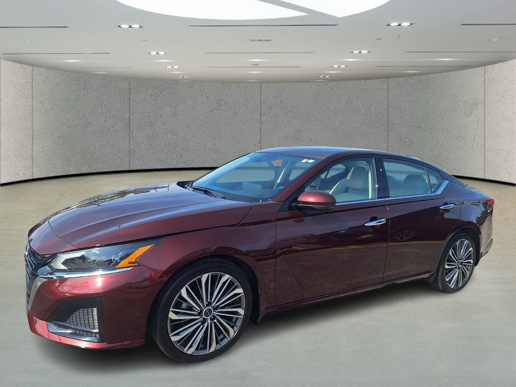 Used 2024 Nissan Altima 2.5 SL video 1