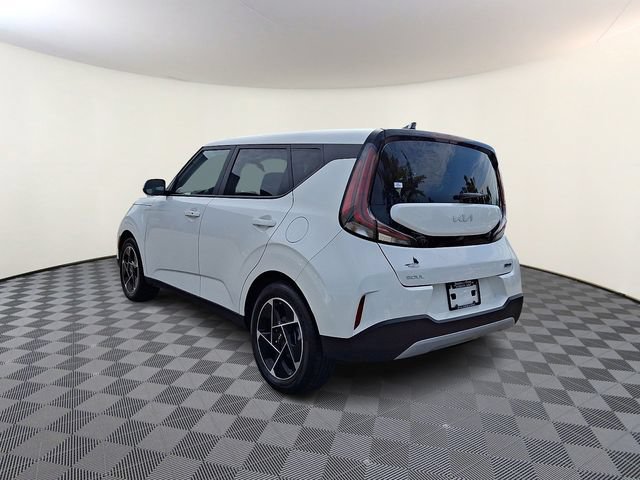 Used 2025 Kia Soul EX FWD image 5