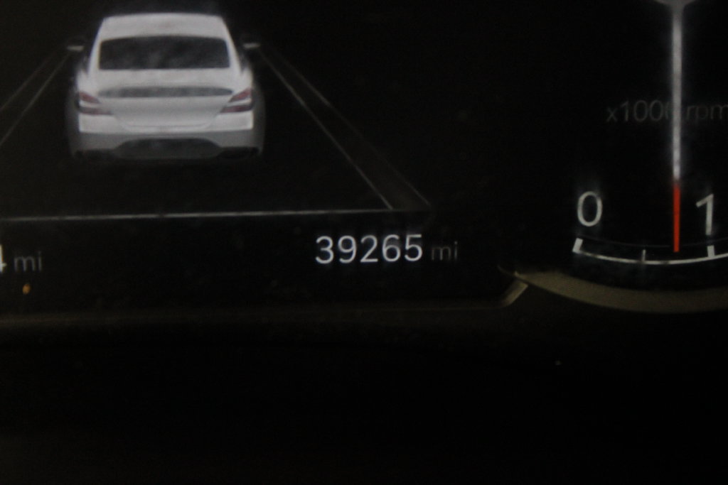 Used 2023 Genesis G70 2.0T RWD image 27