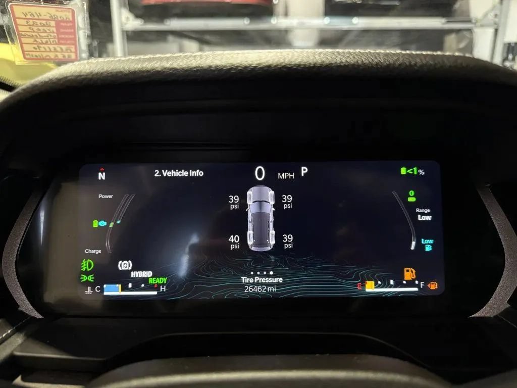 Used 2023 Jeep Grand Cherokee 4WD 4xe image 13