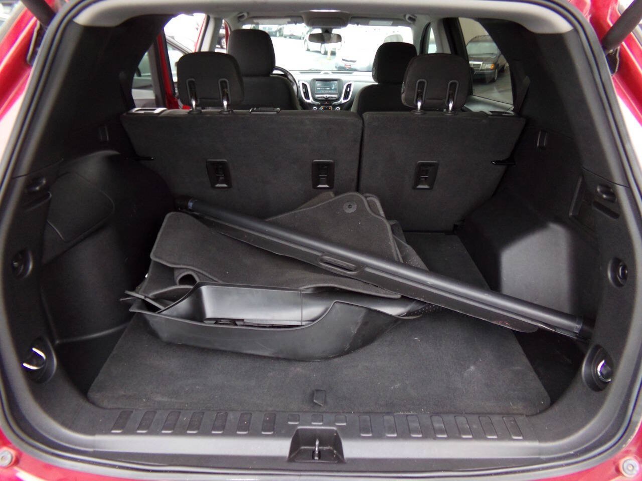 Used 2018 Chevrolet Equinox LT FWD image 15