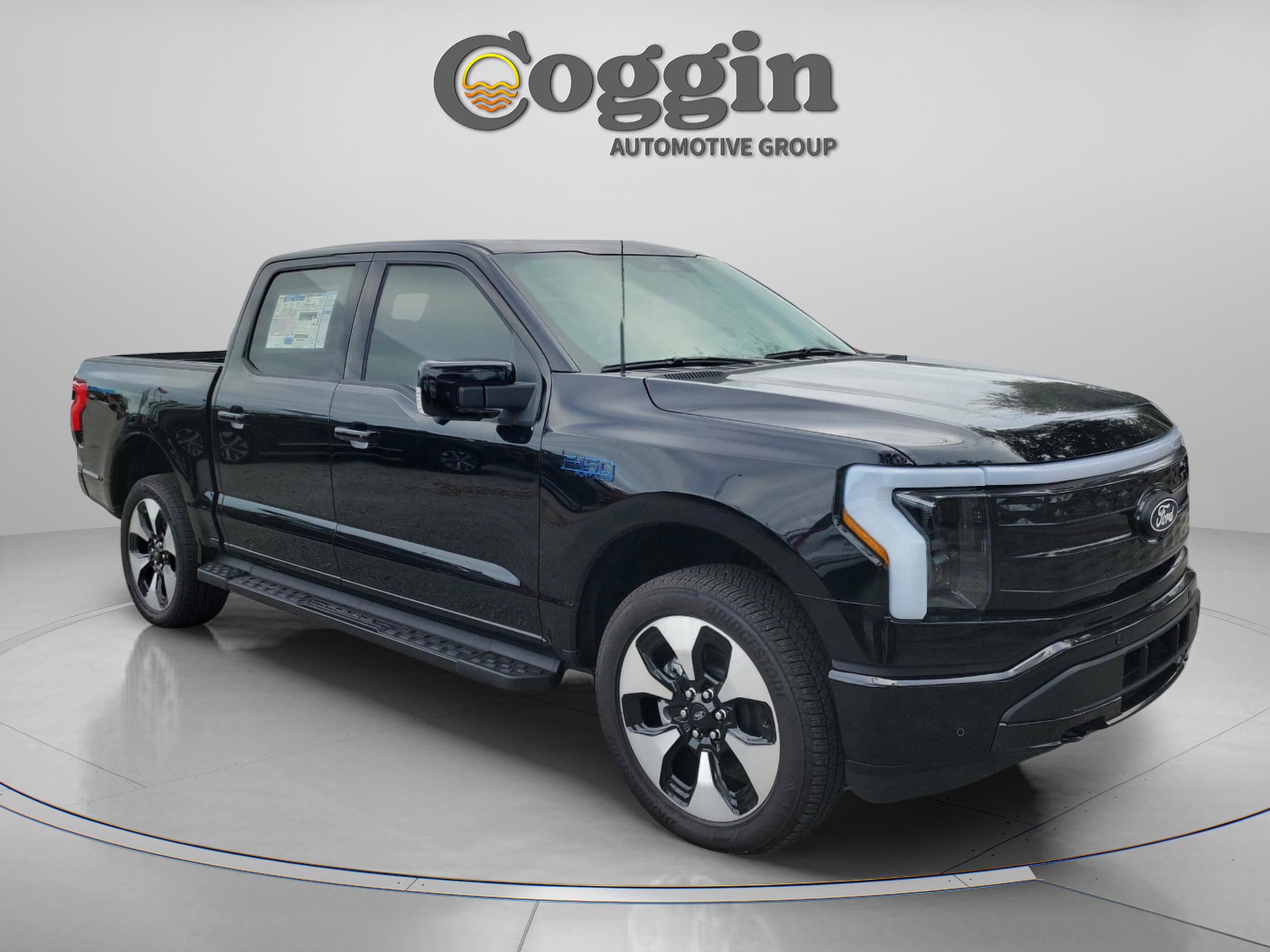 New 2025 Ford F150 Lightning Platinum image 5