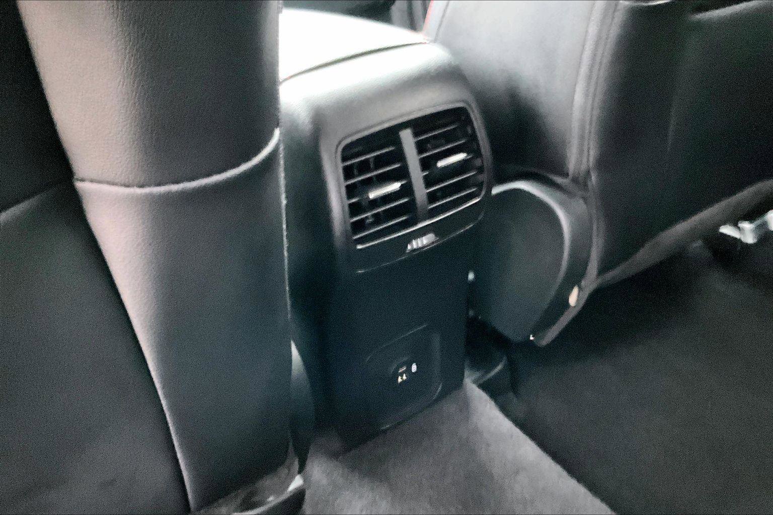 Used 2022 Ford Escape SEL w/ SEL Stealth AWD Package image 16