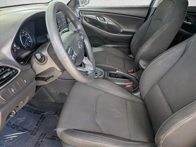 Used 2018 Hyundai Elantra GT image 17