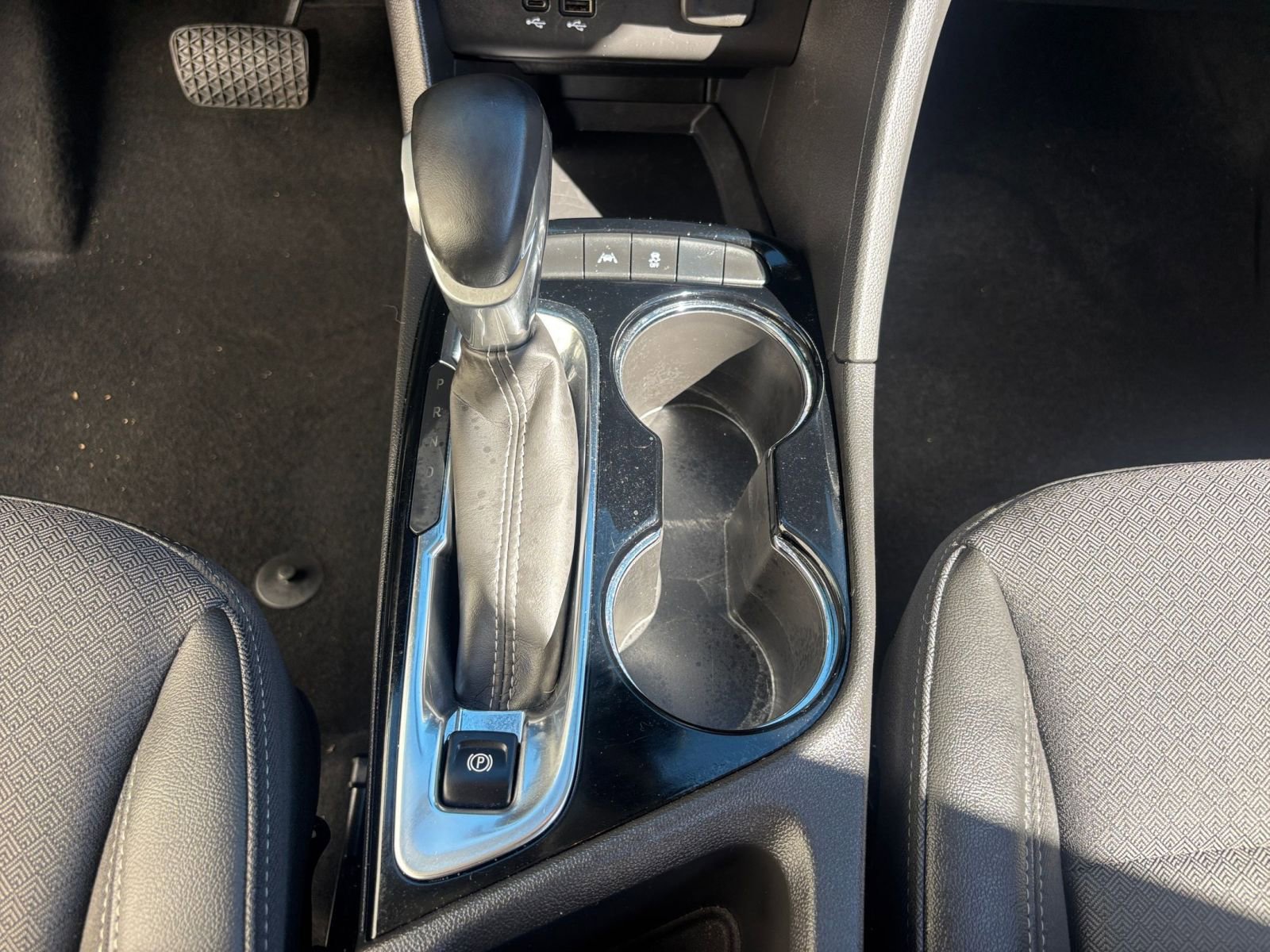 Used 2025 Buick Encore GX Preferred image 41