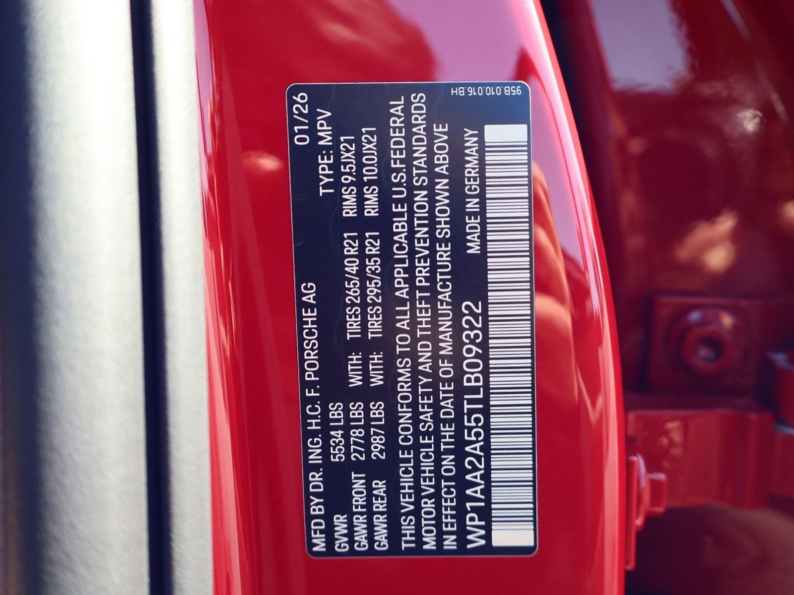 New 2026 Porsche Macan AWD/4WD image 27