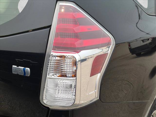 Used 2015 Toyota Prius V Three FWD image 9