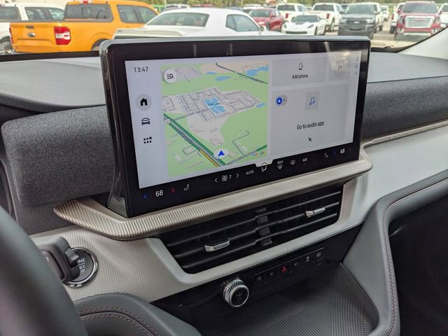 New 2026 Ford Explorer Active image 24