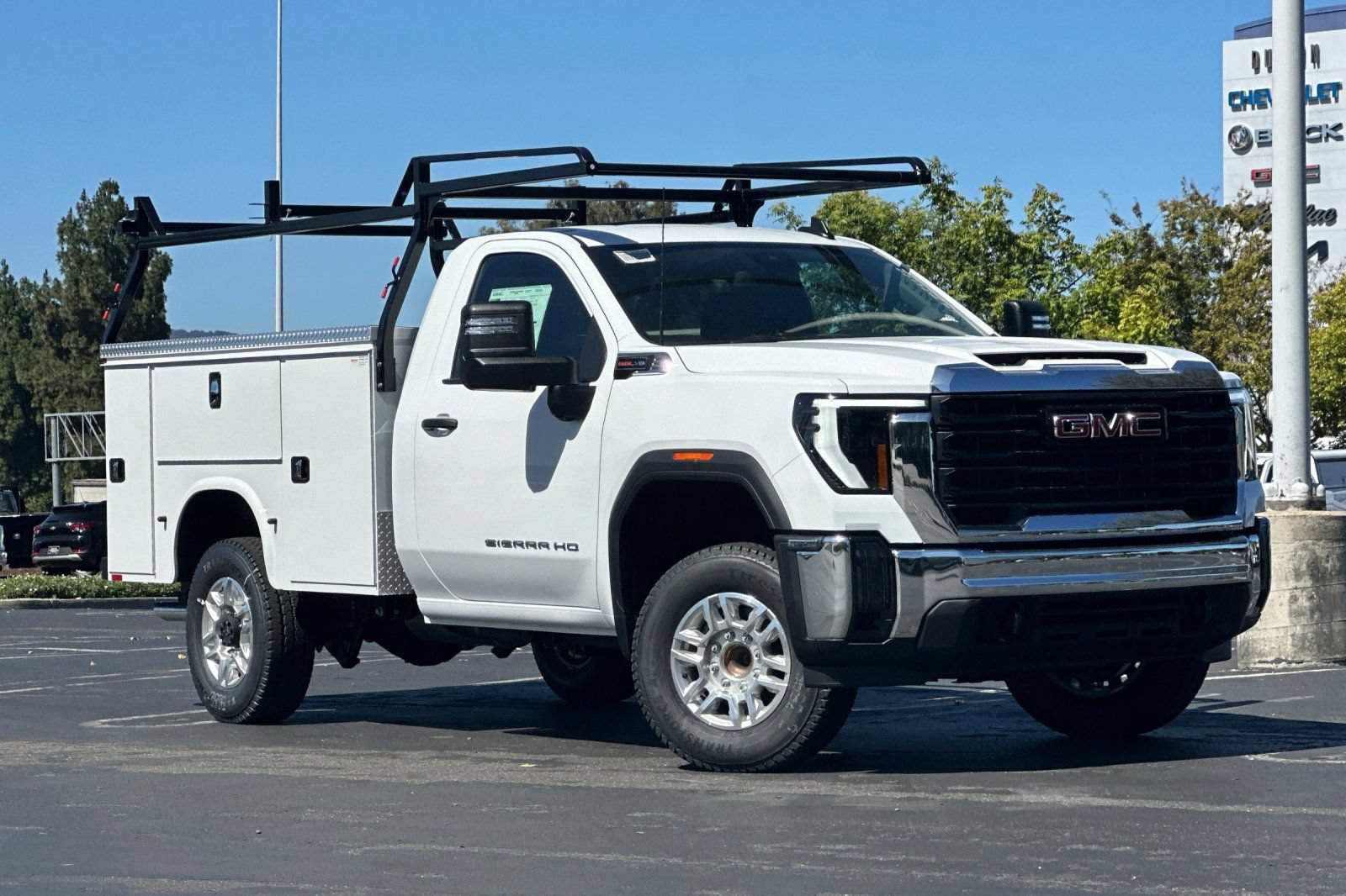 New 2026 GMC Sierra 2500 Pro w/ Convenience Package RWD image 2