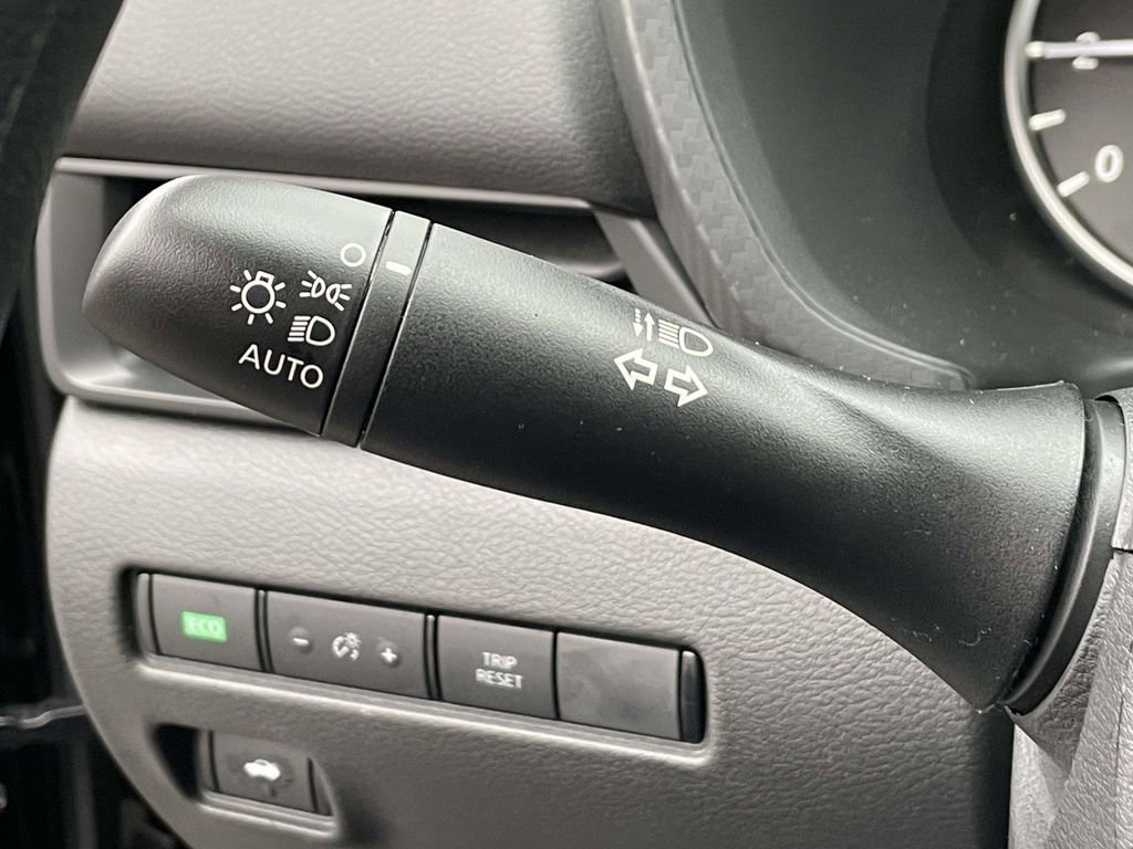 Used 2025 Nissan Sentra S image 20