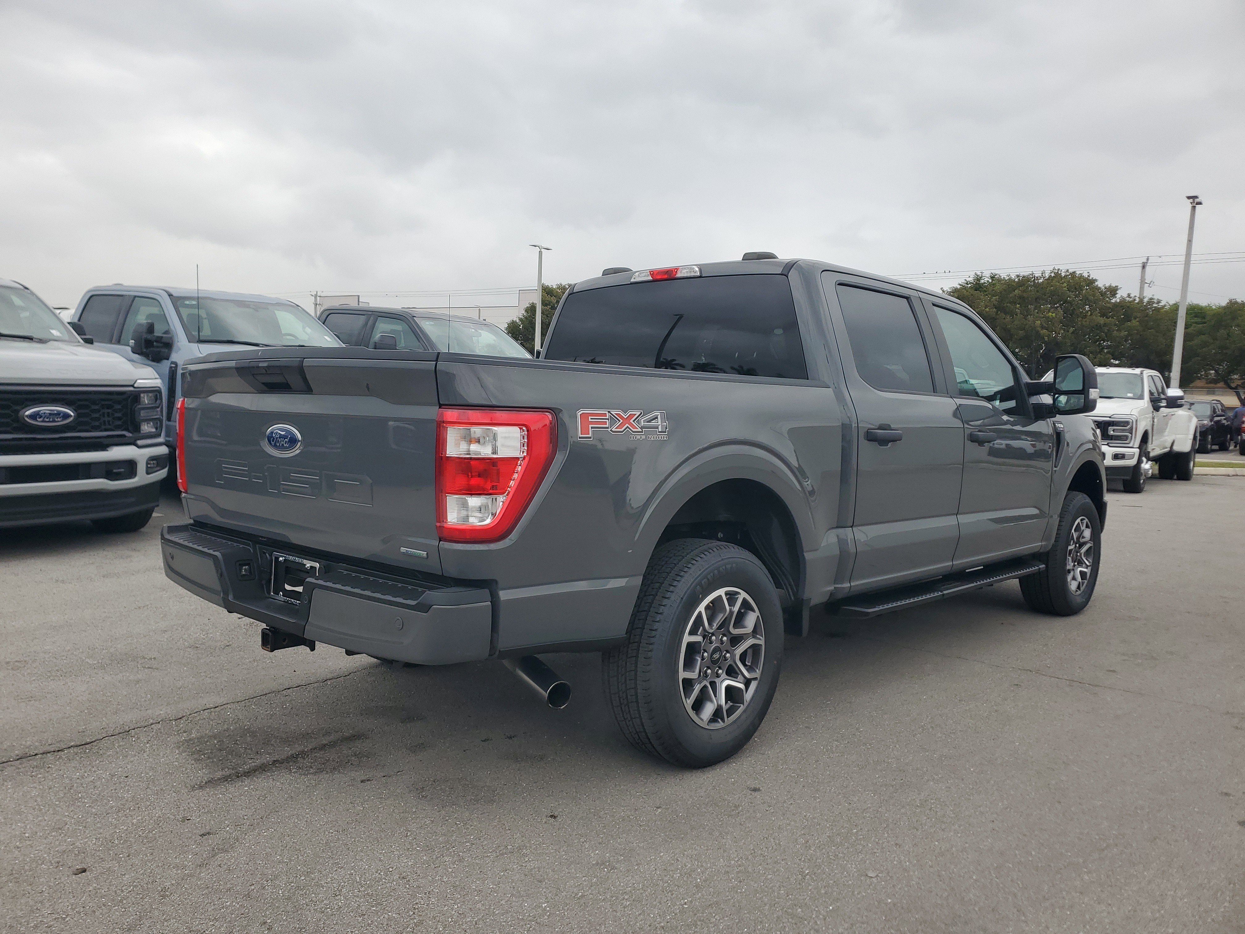 Used 2021 Ford F150 XL w/ STX Appearance Package image 5
