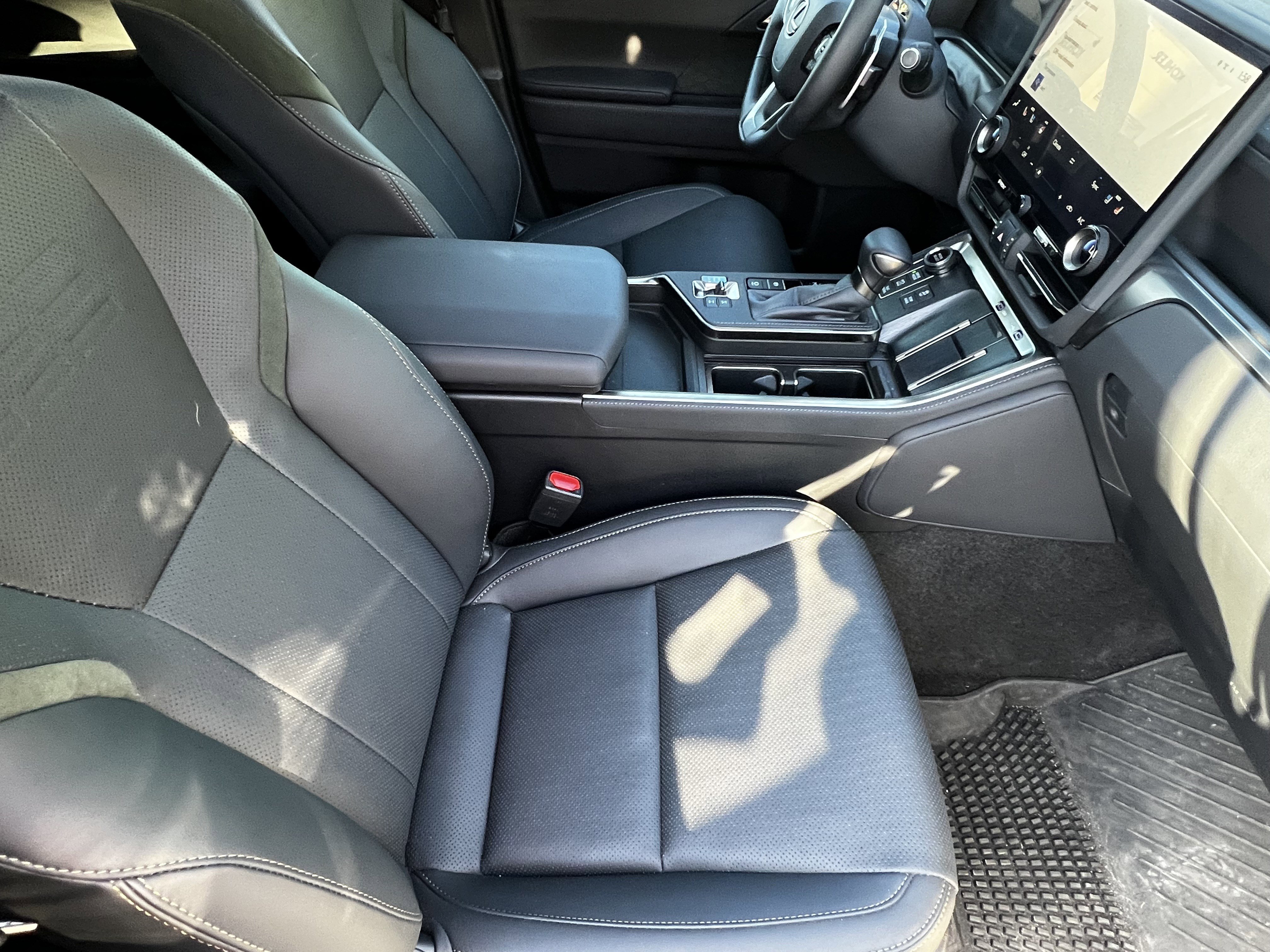 Certified 2026 Lexus GX 550 AWD/4WD image 46
