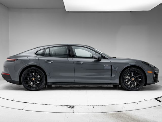 Certified 2025 Porsche Panamera 4 image 35