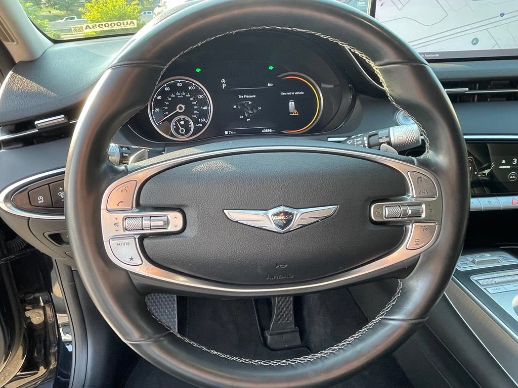 Used 2022 Genesis GV70 2.5T w/ Select Package AWD/4WD image 13