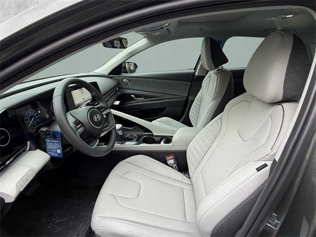 New 2026 Hyundai Elantra Limited image 4