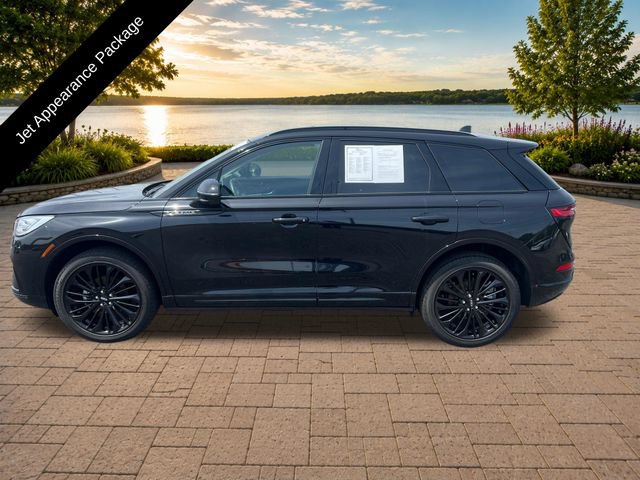 Certified 2024 Lincoln Corsair Reserve w/ Equipment Group 201A AWD/4WD image 3