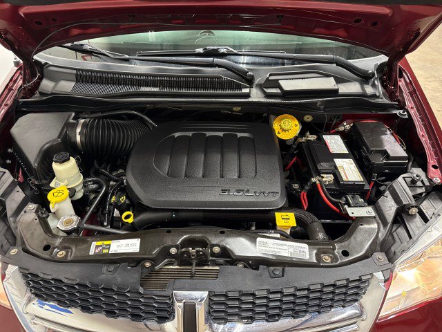 Used 2019 Dodge Grand Caravan SXT image 43