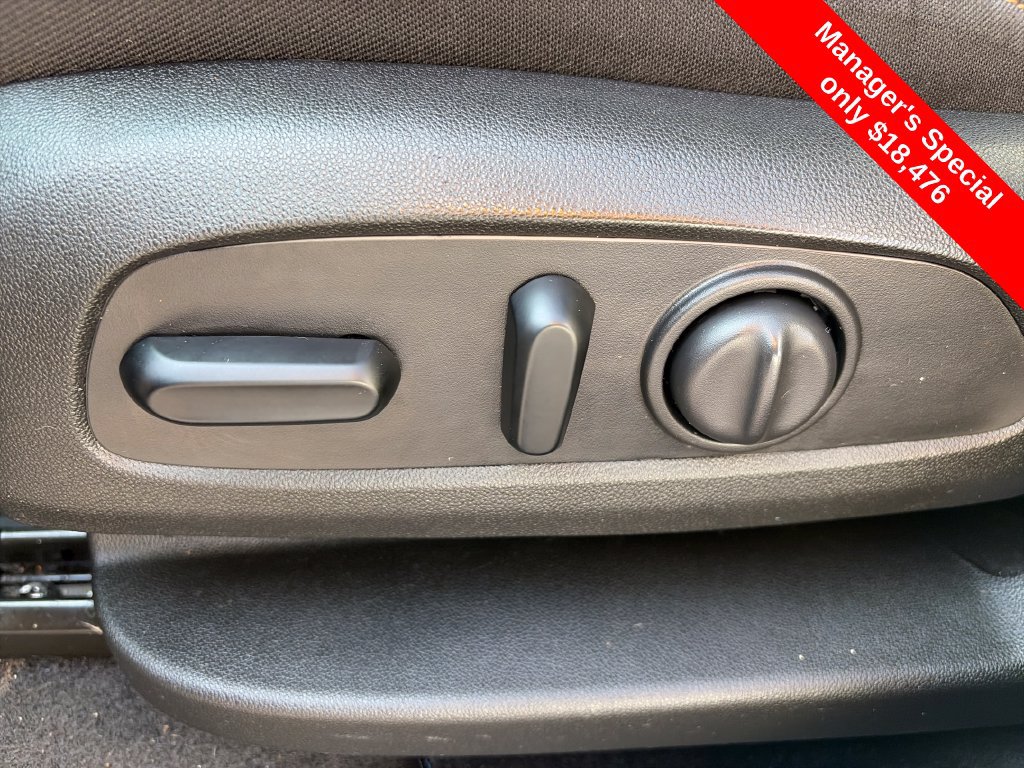 Used 2021 Chevrolet Equinox LT FWD image 15