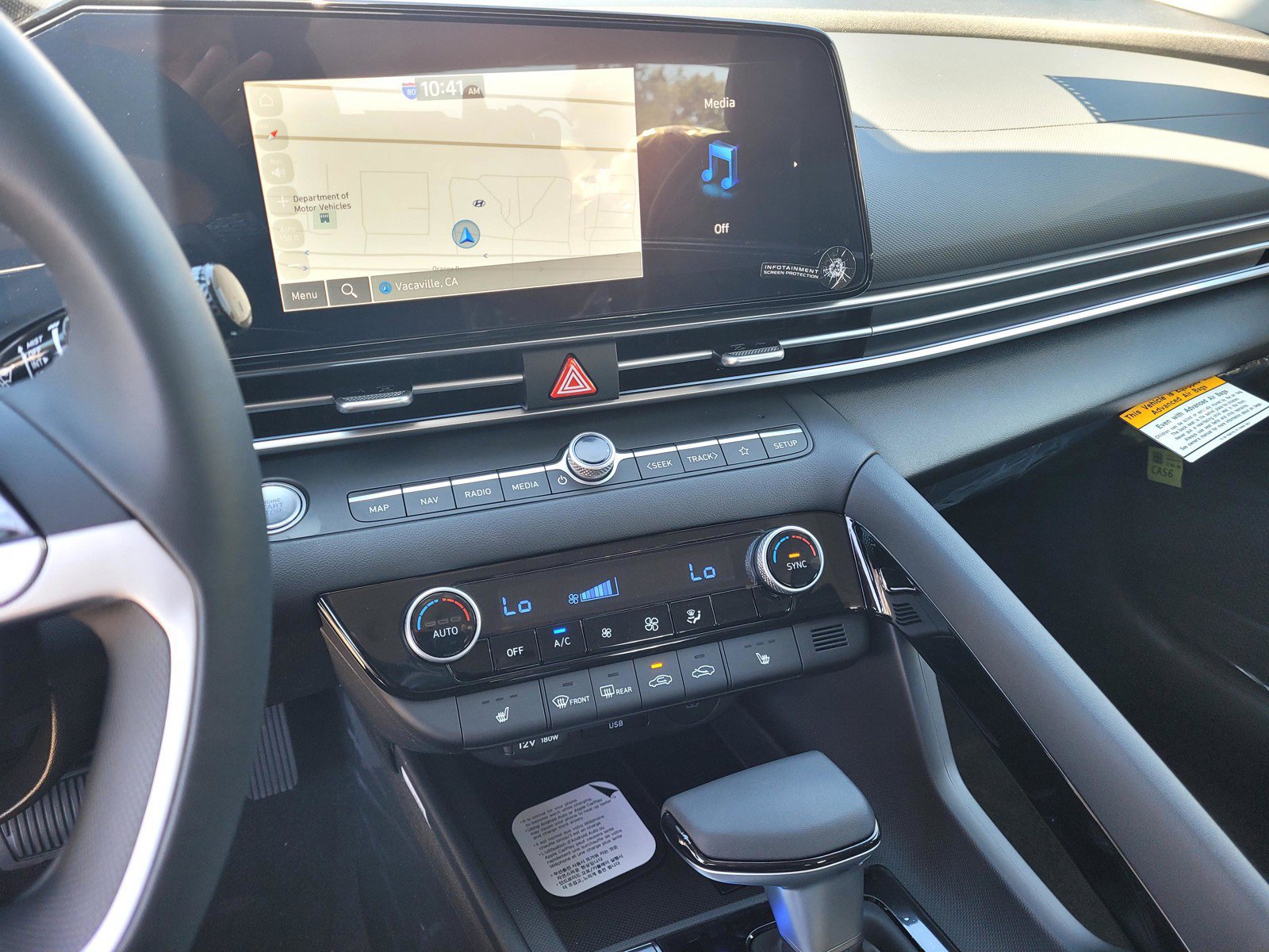 New 2026 Hyundai Elantra Limited FWD image 18