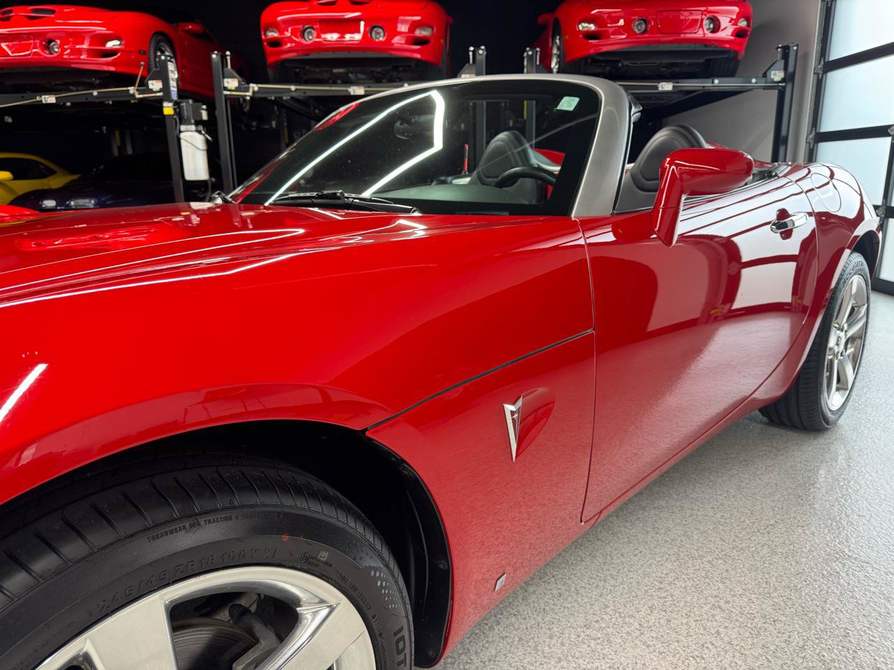 Used 2007 Pontiac Solstice Convertible w/ Premium Package RWD image 27