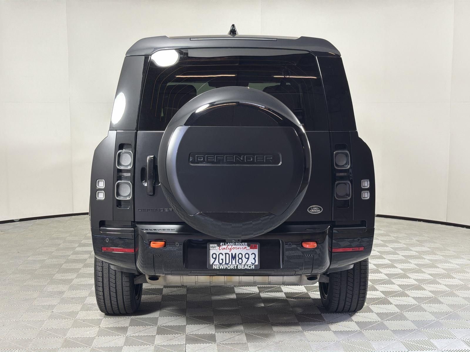 Certified 2023 Land Rover Defender 130 X image 4