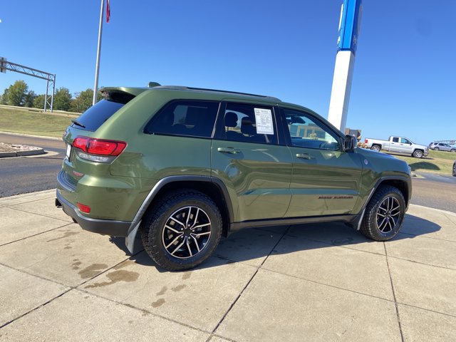 Used 2020 Jeep Grand Cherokee Trailhawk AWD/4WD image 12