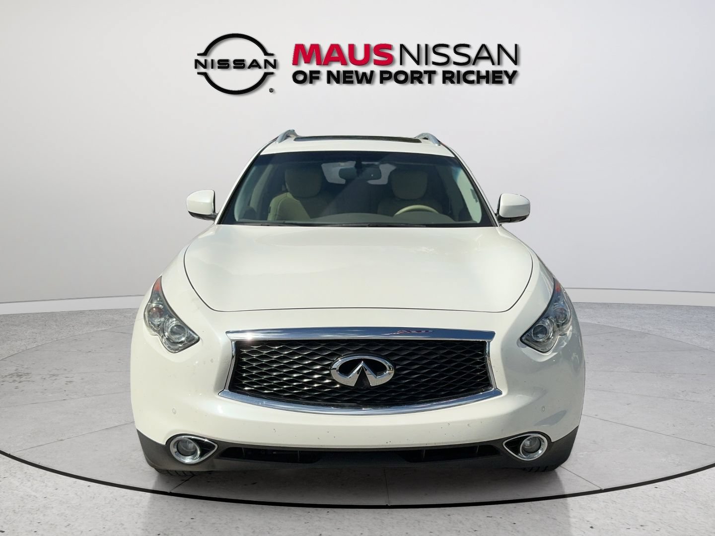 Used 2017 INFINITI QX70 2WD w/ Premium Package image 3