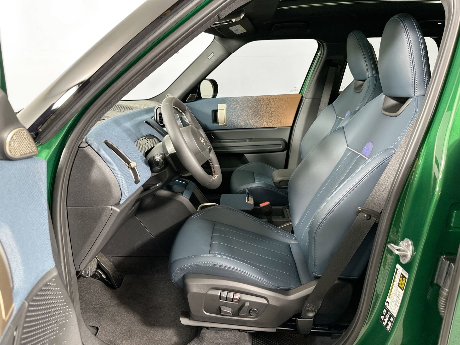 New 2025 MINI Cooper Countryman S w/ Comfort Package Max image 20