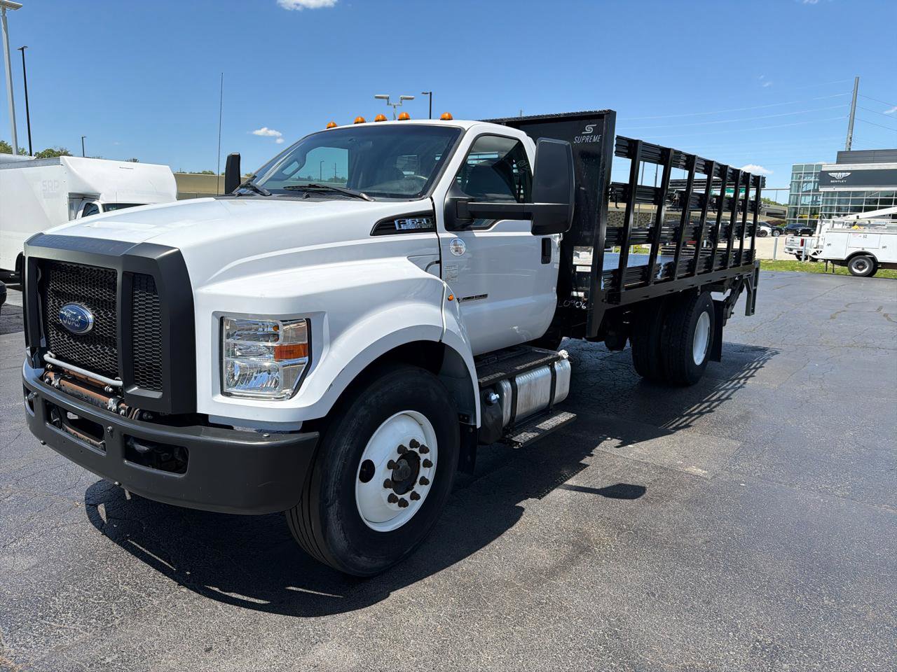 Used 2019 Ford F650 2WD Regular Cab Super Duty image 4