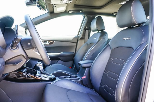 Certified 2023 Kia Forte GT-Line w/ GT-Line Premium Package FWD image 15