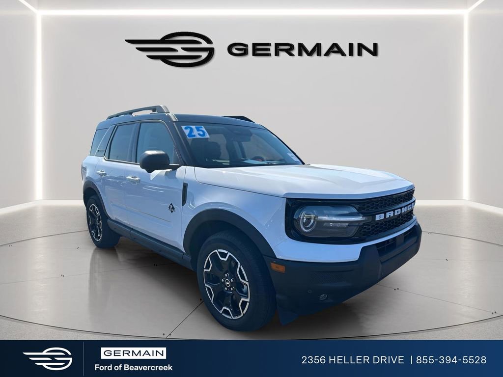 Certified 2025 Ford Bronco Sport Outer Banks w/ Outer Banks Tech Package+ image 2
