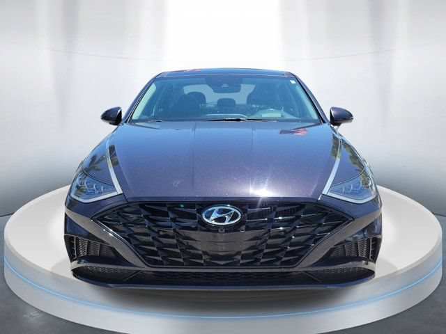 Certified 2023 Hyundai Sonata Limited w/ Cargo Package FWD image 2