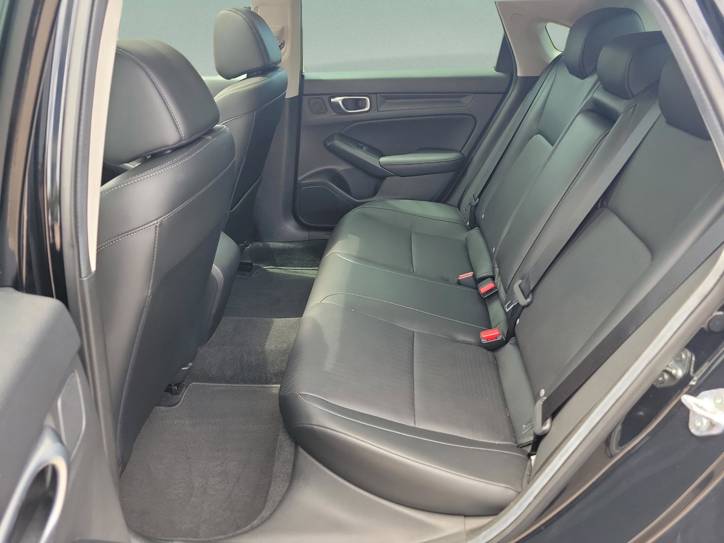 Certified 2024 Honda Civic EX-L image 9