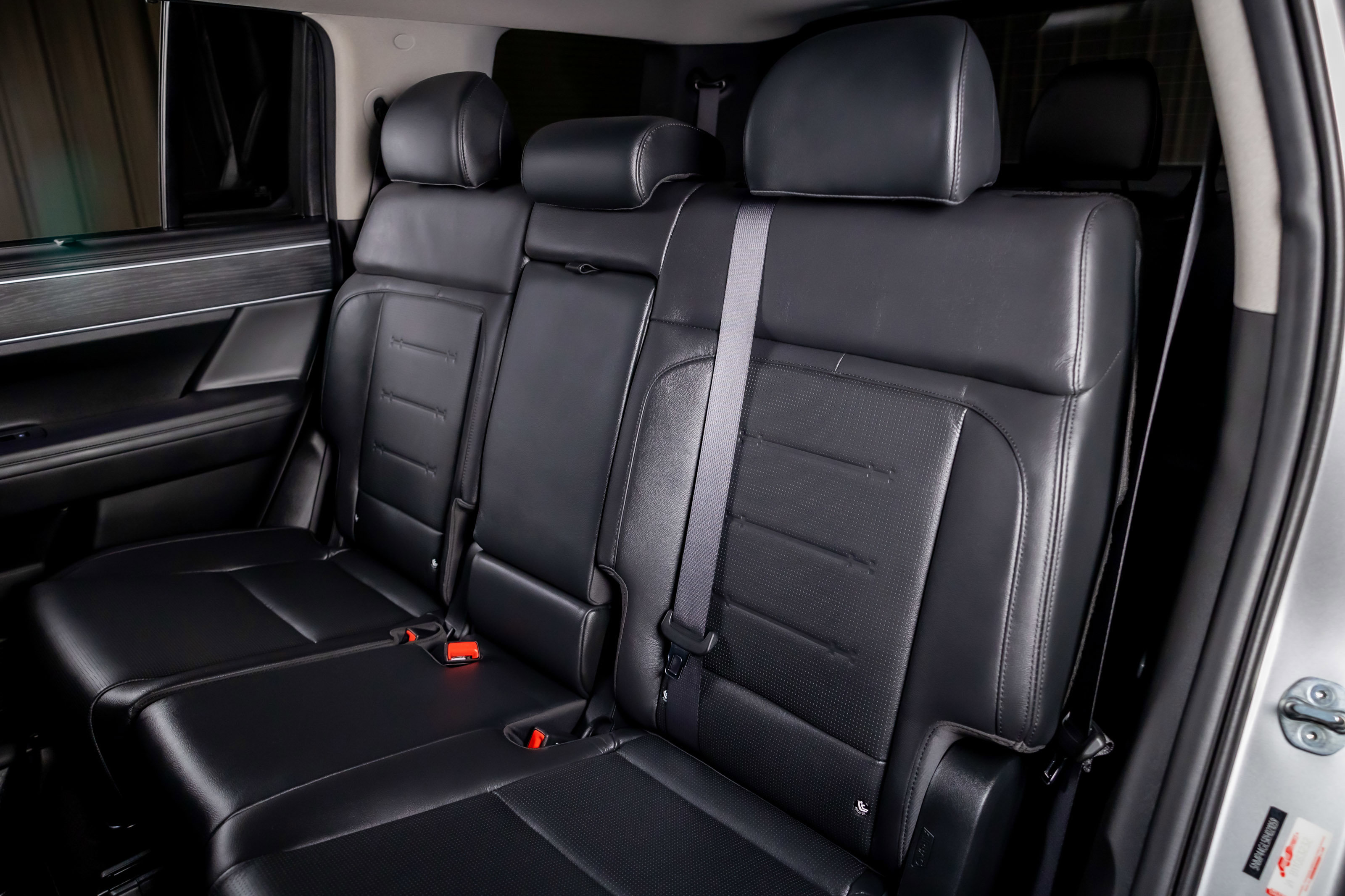 Used 2024 Hyundai Santa Fe Limited image 25