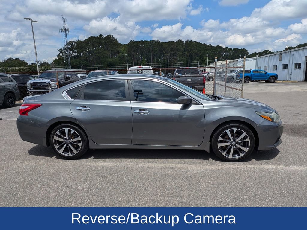 Used 2016 Nissan Altima 2.5 SR FWD image 3