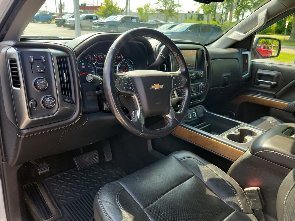Used 2017 Chevrolet Silverado 1500 LTZ w/ Sport Package AWD/4WD image 21
