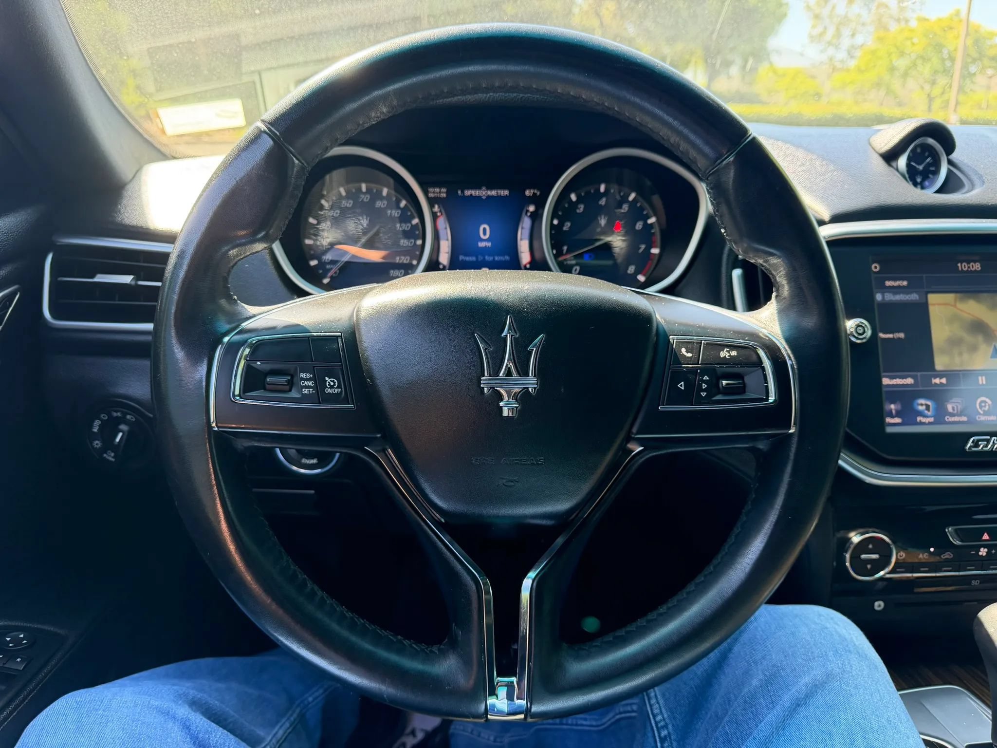 Used 2014 Maserati Ghibli RWD image 22