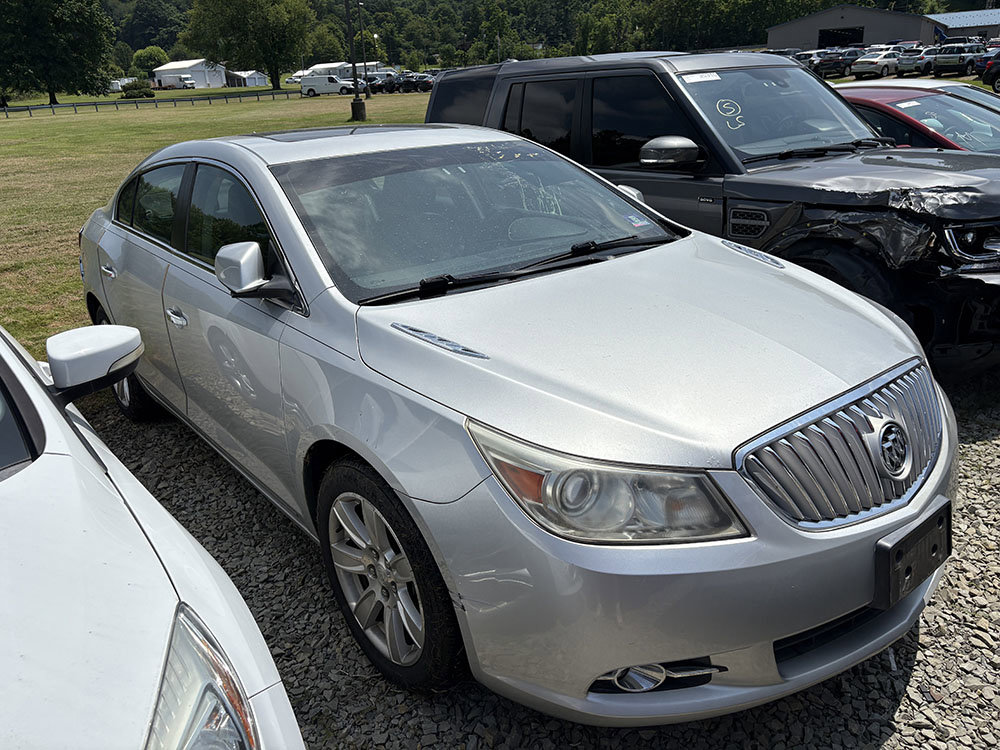 Used 2012 Buick LaCrosse Premium w/ Driver Confidence Package FWD image 4