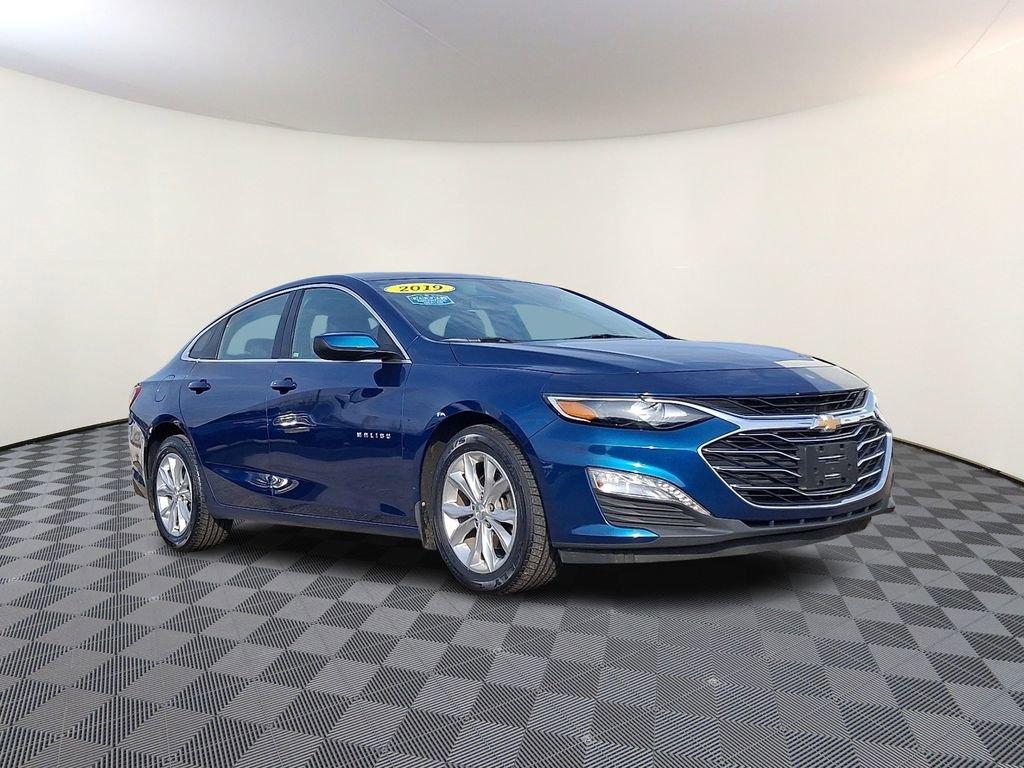 Used 2019 Chevrolet Malibu LT image 2