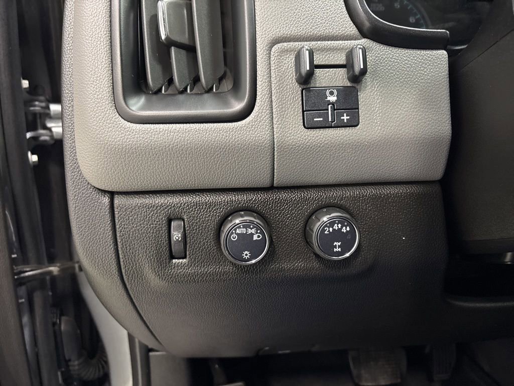 Used 2021 Chevrolet Colorado W/T w/ WT Convenience Package image 23
