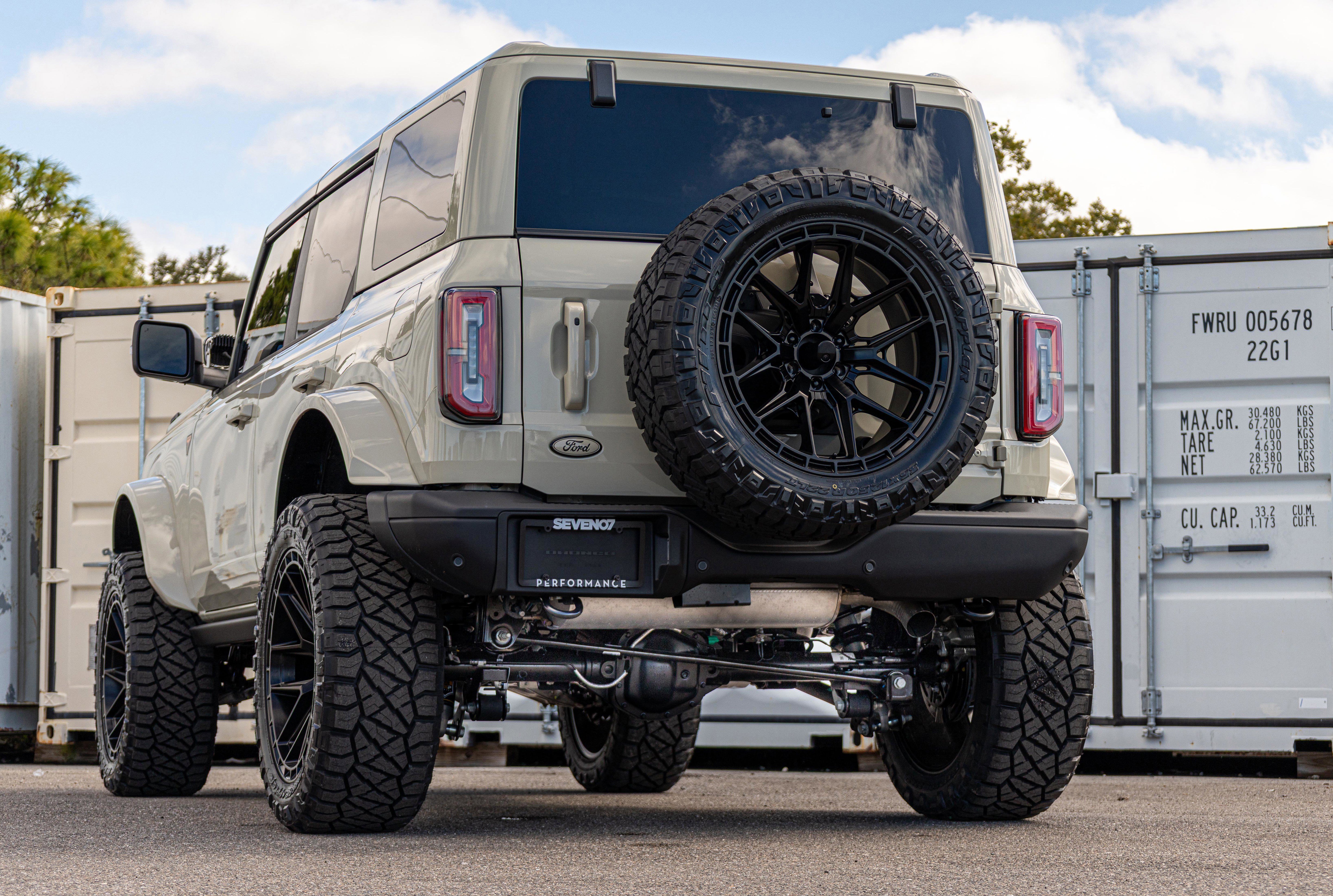 New 2025 Ford Bronco Badlands AWD/4WD image 7