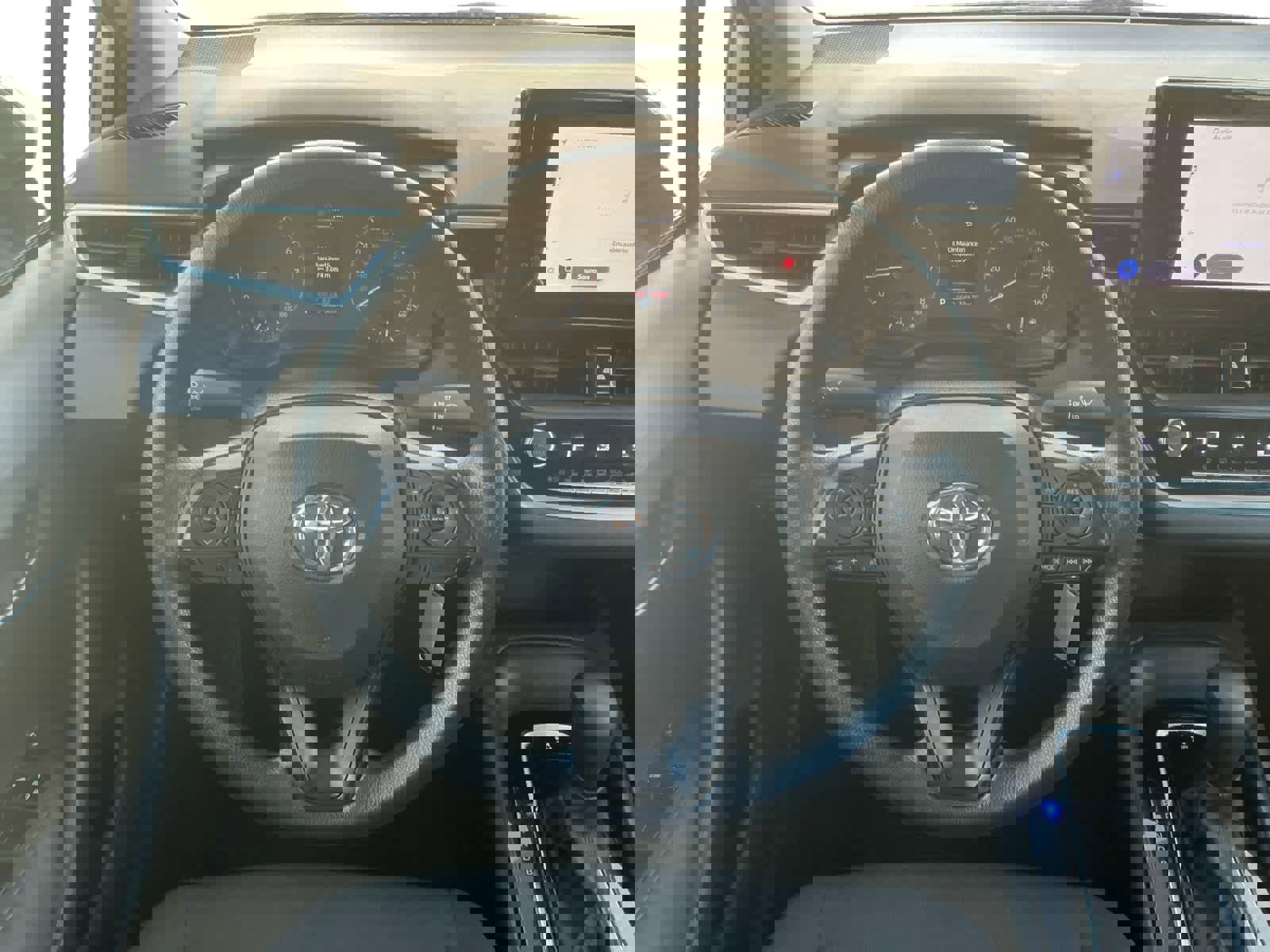 Used 2024 Toyota Corolla LE image 13