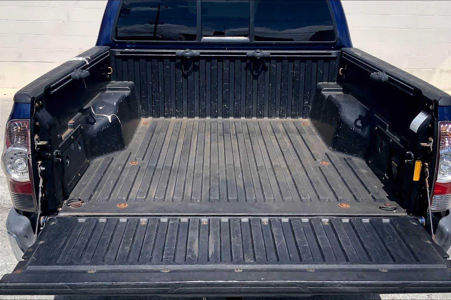 Used 2014 Toyota Tacoma PreRunner RWD image 18