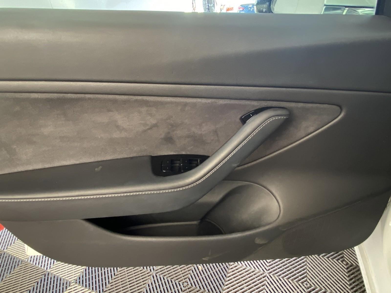 Used 2018 Tesla Model 3 Performance image 20