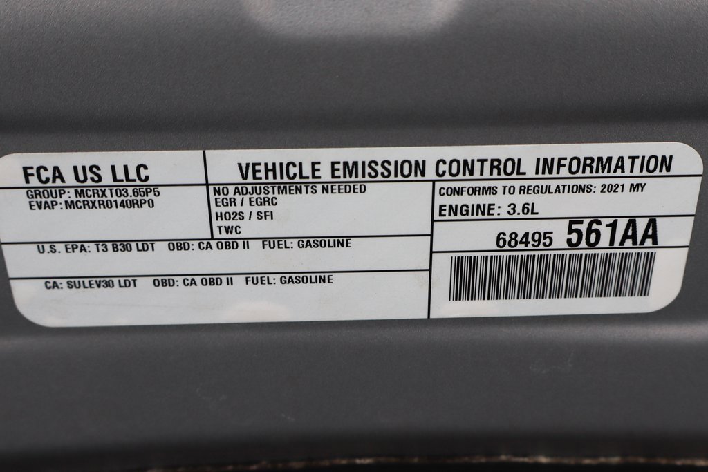 Used 2021 Chrysler Pacifica Touring-L image 12