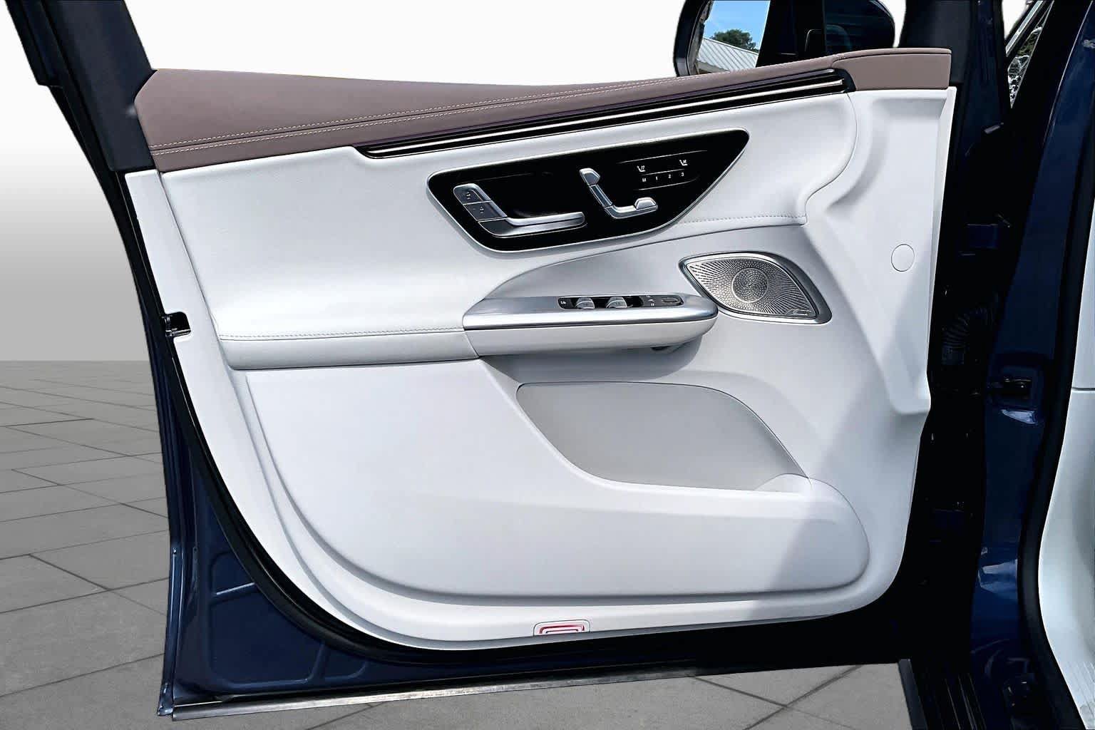 Certified 2023 Mercedes-Benz EQE 350+ SUV image 21