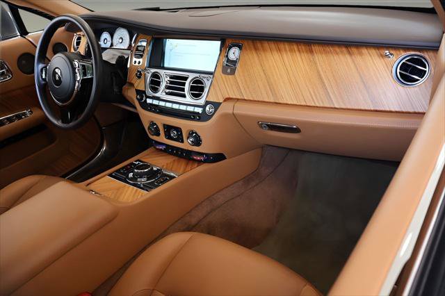 Certified 2016 Rolls-Royce Wraith RWD image 24