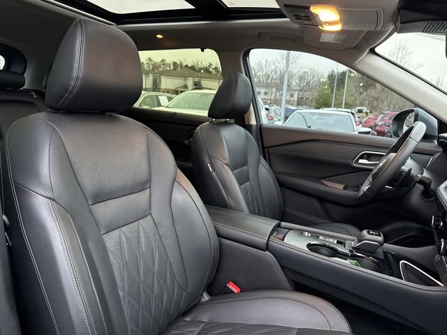 Used 2023 Nissan Rogue Platinum w/ Platinum Premium Package image 19