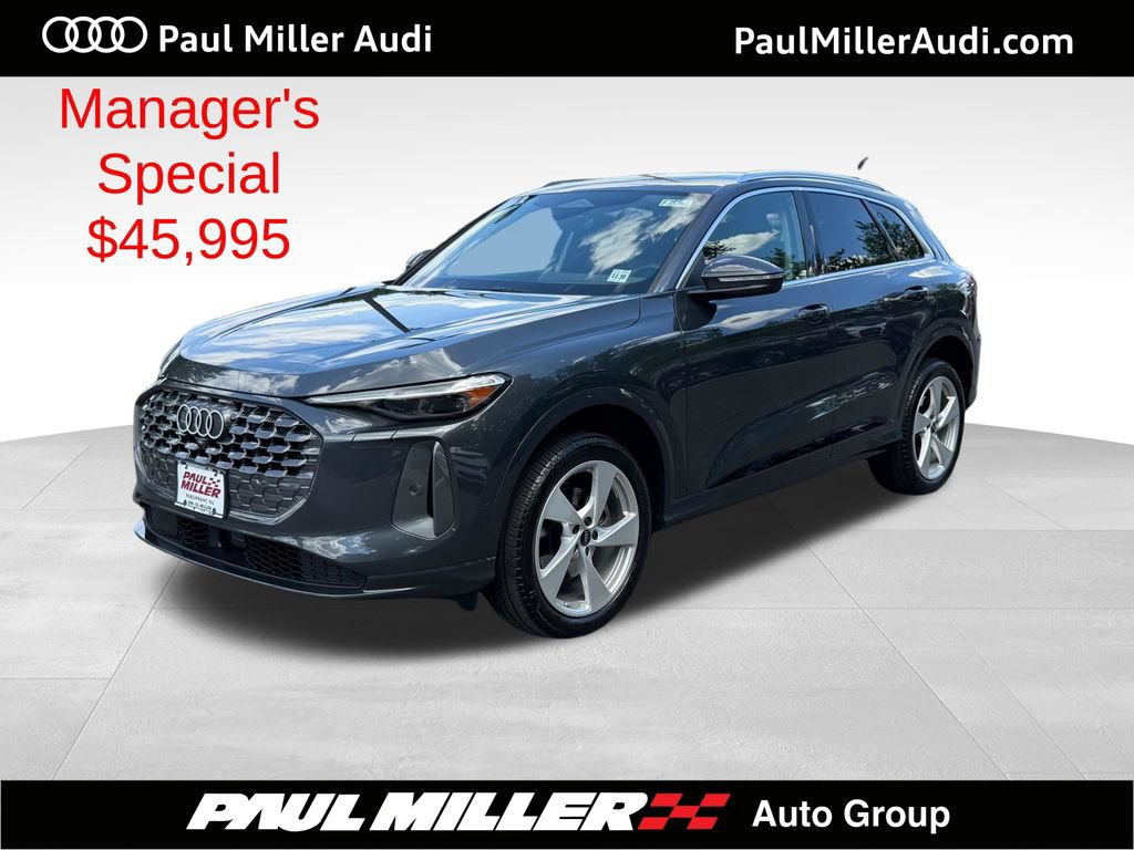 Used 2025 Audi Q5 Premium Plus w/ Premium Plus