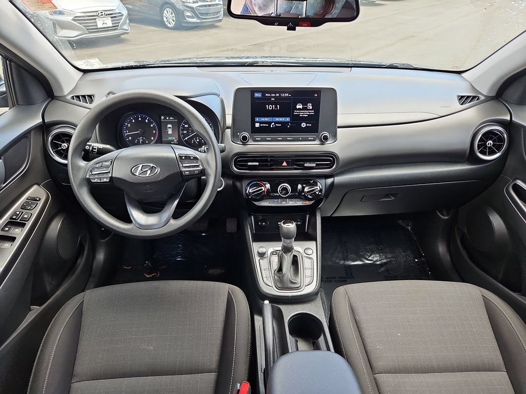 Used 2023 Hyundai Kona SEL w/ Cargo Package AWD/4WD image 9